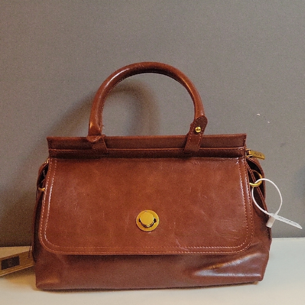 Elegant Brown Leather Handbag
